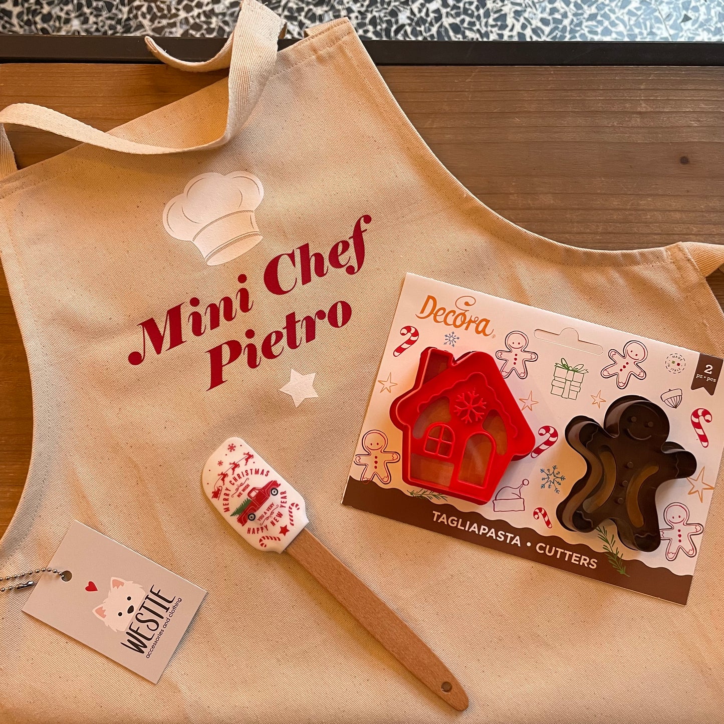 Box grembiule stampini e marisa